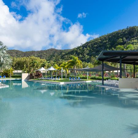 Hotel Peppers Blue On Blue Nelly Bay Esterno foto Pool at Peppers Spa